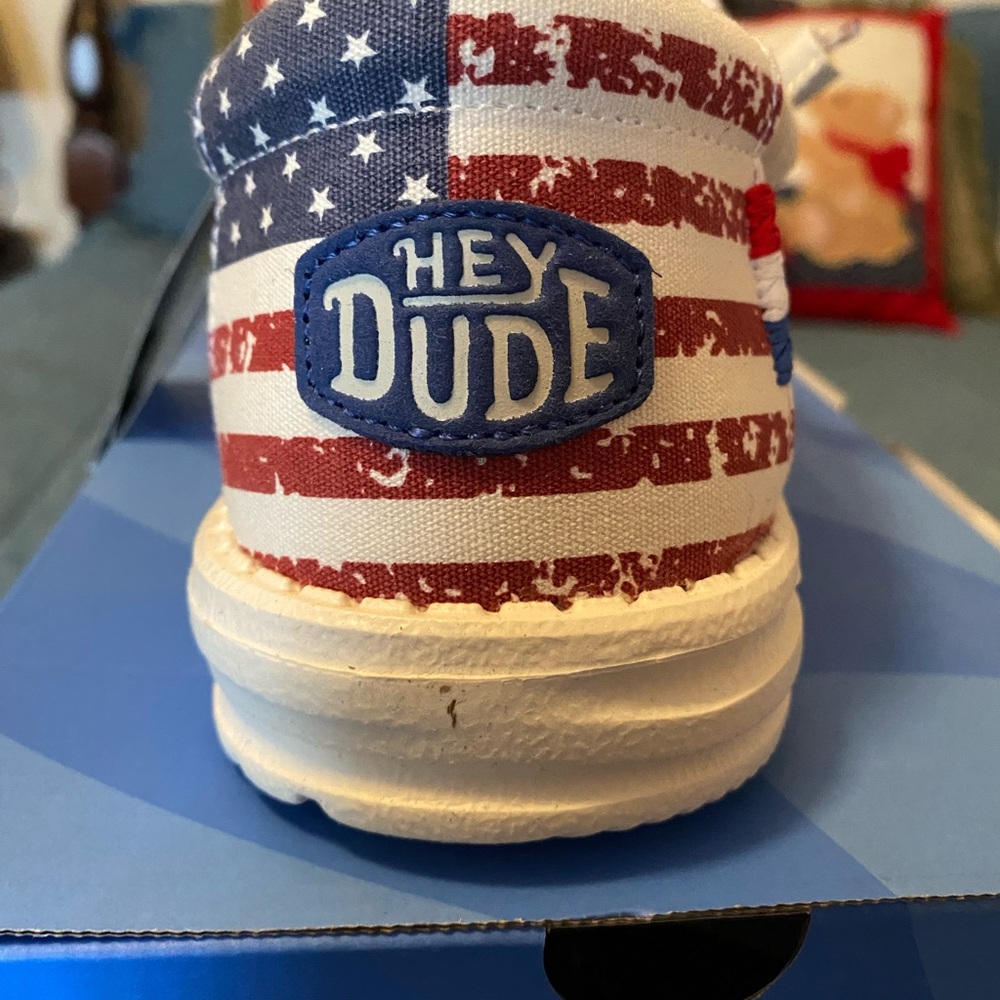 Hey Dude!  ❤️💙❤️